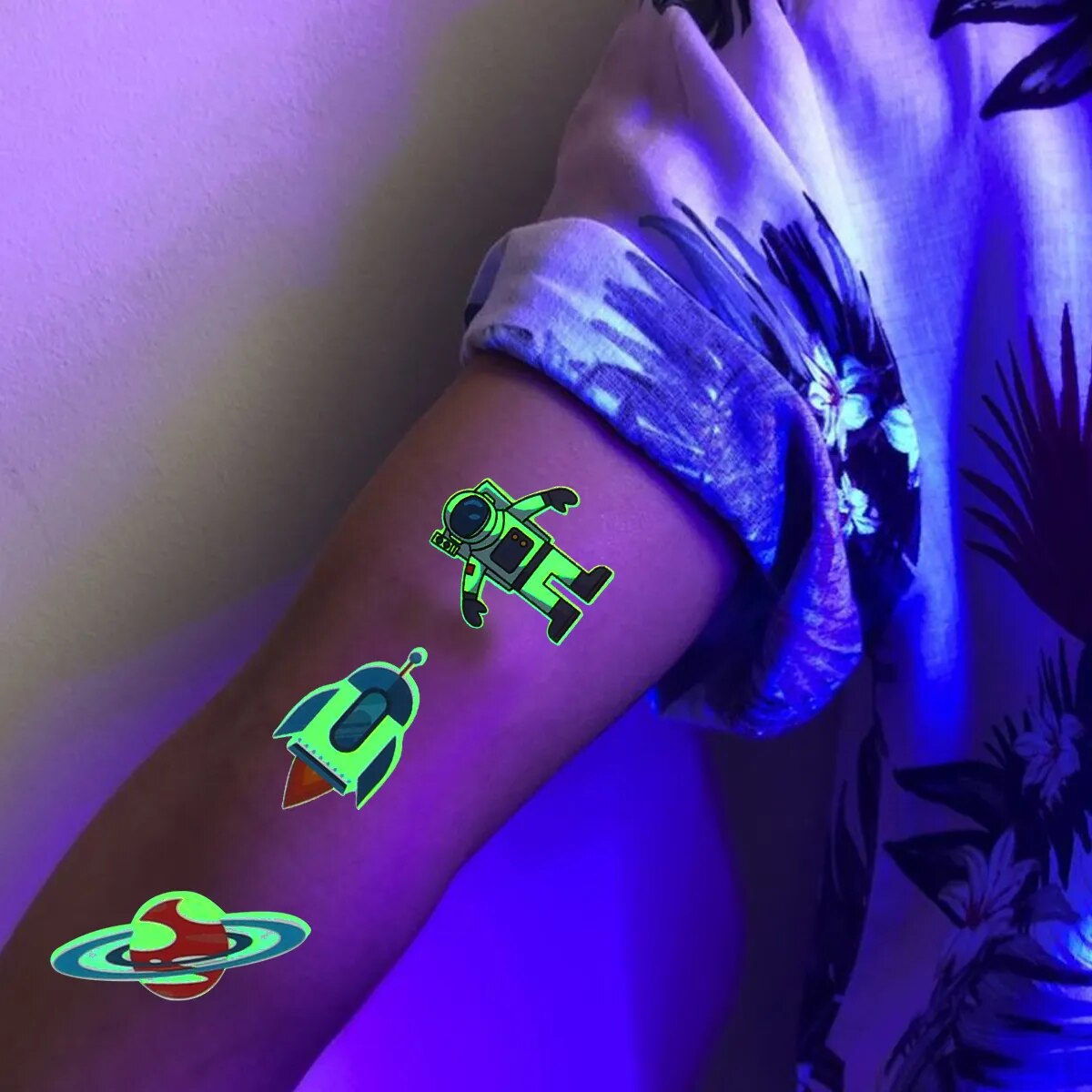 Tatouages lumineux temporaires : Ajoutez une touche de magie à votre fête d'anniversaire